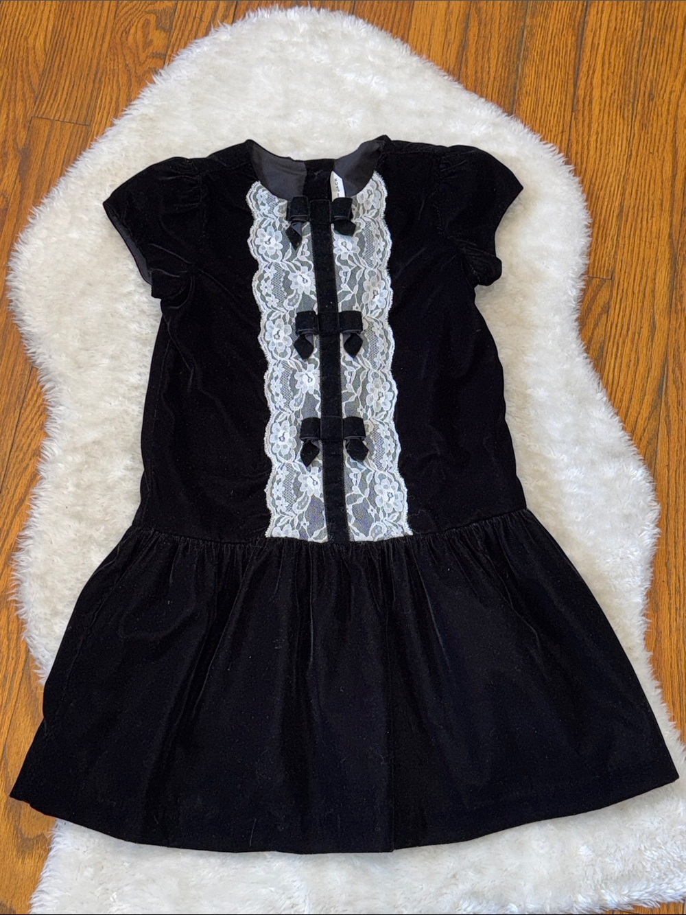 Janie and Jack Girls Black Velvet Dress with Lace Trim size 6
